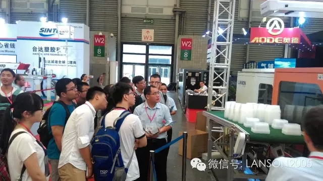第十四屆亞太塑料橡膠工業(yè)展覽會實況報道——聯(lián)升技術(shù)工程師與太原理工大學(xué)師生的技術(shù)交流 第十四屆亞太塑料橡膠工業(yè)展覽會實況報道——聯(lián)升技術(shù)工程師與太原理工大學(xué)師生的技術(shù)交流